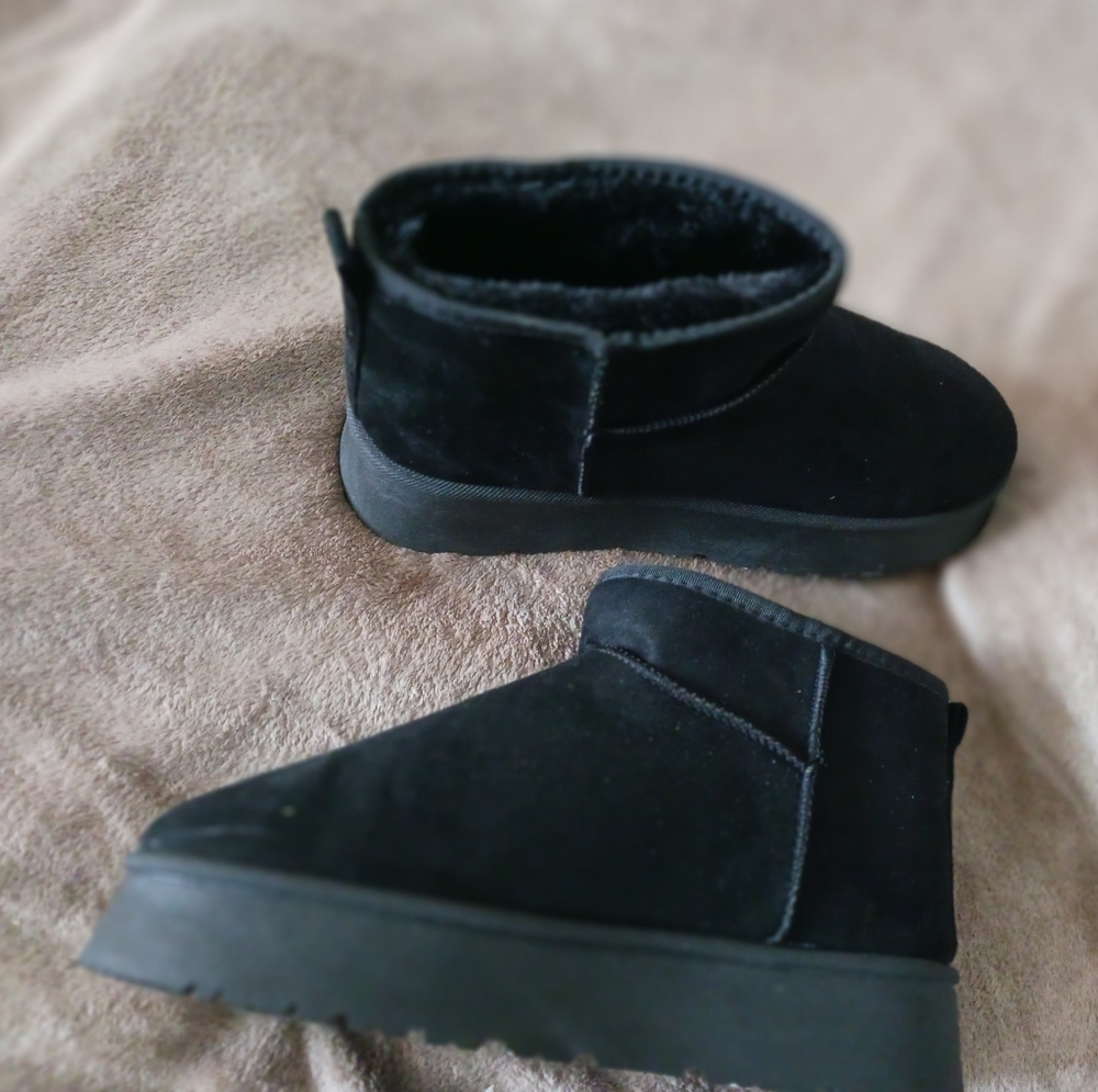 Black,Rouge Booties Fur inside
